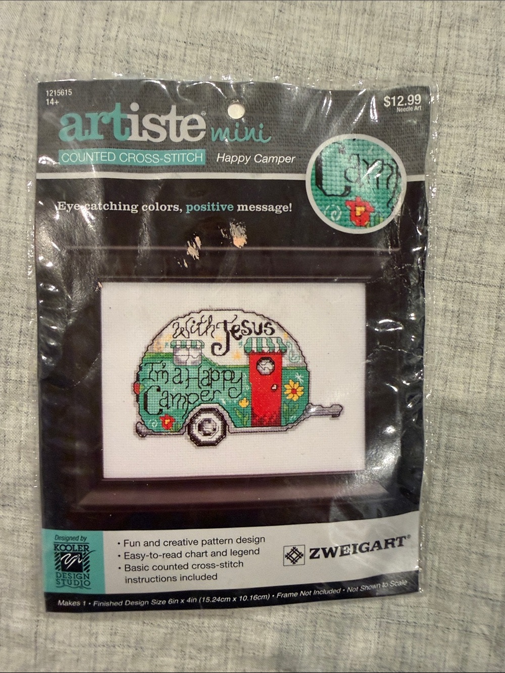 artis mini Cross-Stitch Kit - Teal Camper with Red Door